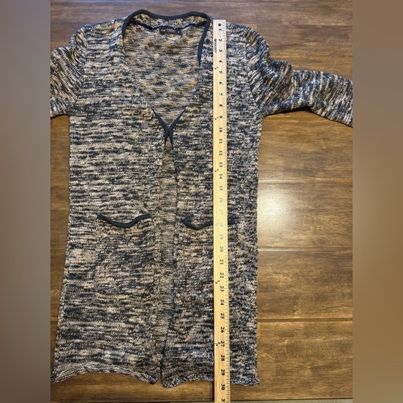 G. Age Outfitters Knit Cardigan Woman’s SZ S Long Sleeve Pockets Open Front - Picture 8 of 8